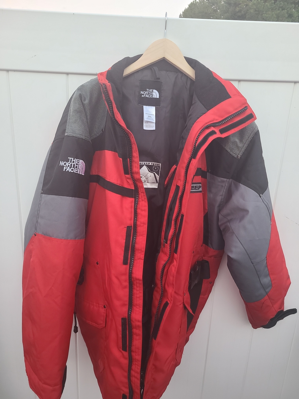 The North Face Steep Tech Jacket  600 LTD Men’s 2XL  Red BLACK AND GREY